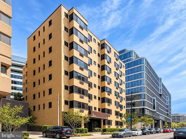 2141 Saint Louis St SE #I, Washington, DC 20019