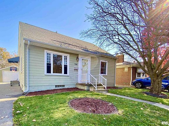 2nd image of 732 N Clifton Ct
