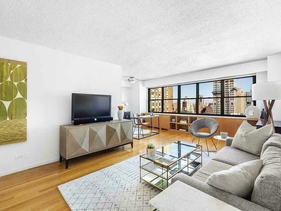 1st image of 1402 3rd Ave #24C