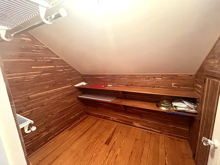 935 Marshall Dr — Photo 17