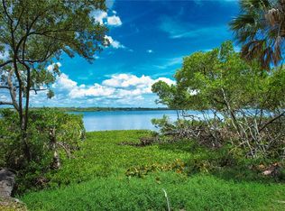 160 Bayshore Dr, Terra Ceia, FL 34250