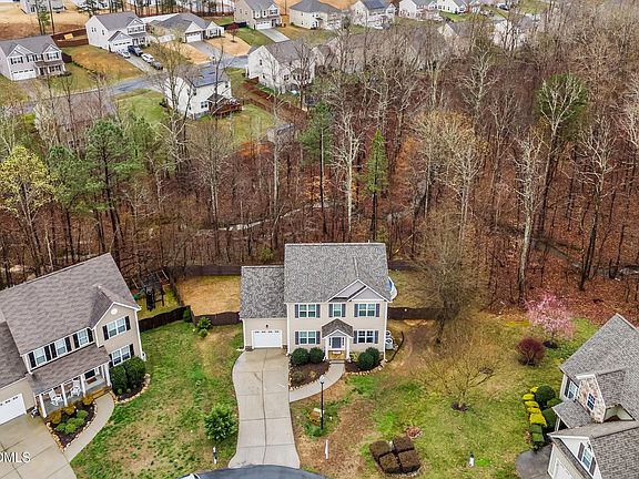4th image of 102 Griffis Dr