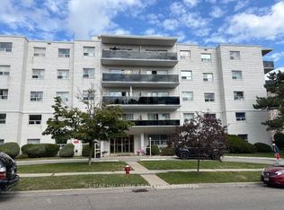 3151 Jaguar Valley Dr #202, Mississauga, ON L5A 2H9
