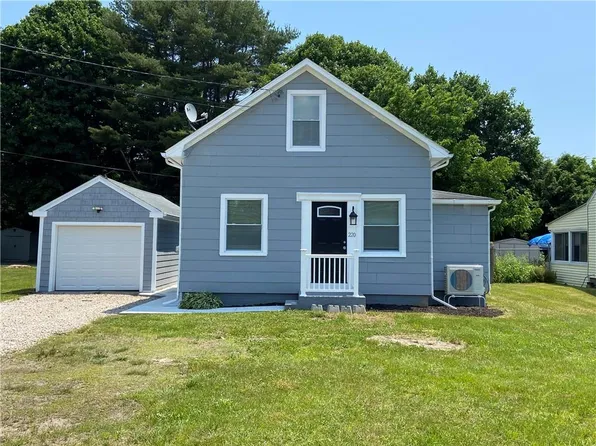 220 Main St, Ashaway, RI 02804