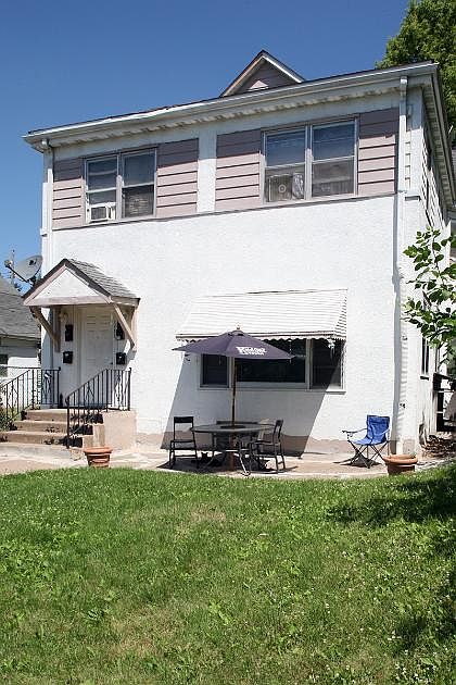 1st image of 4-1727 Reaney Ave #4