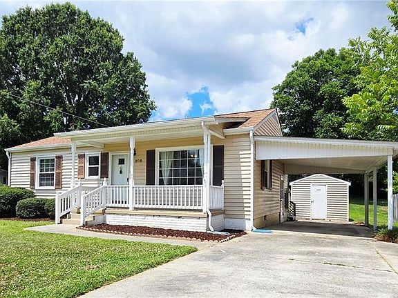 3rd image of 206 Watson Dr