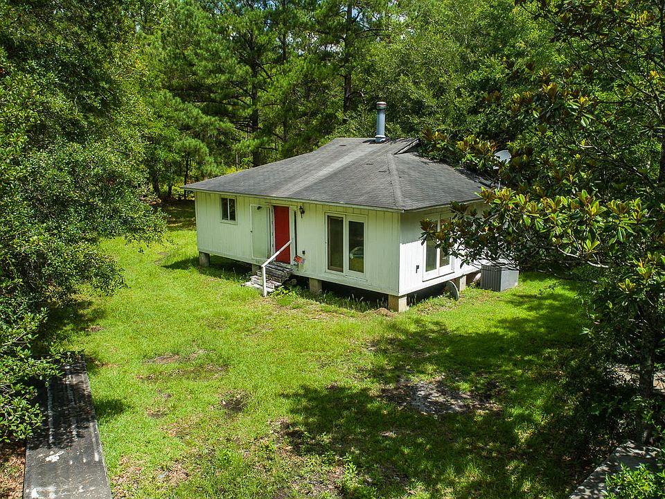 1st image of 131 Hendorrich Trl