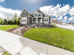 11172 S Miriam Oaks Dr, South Jordan, UT 84095