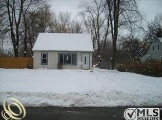 25285 Charles St, Taylor, MI 48180