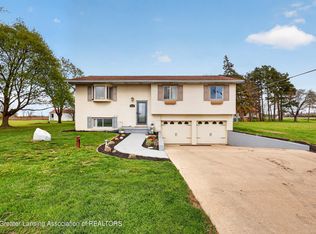 13058 Benton Rd, Grand Ledge, MI 48837