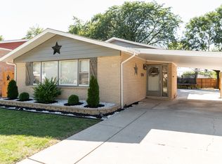 12212 S Lawndale Ave, Alsip, IL 60803