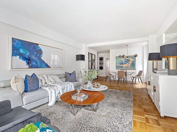 3rd image of 165 E 72nd St APT 3G