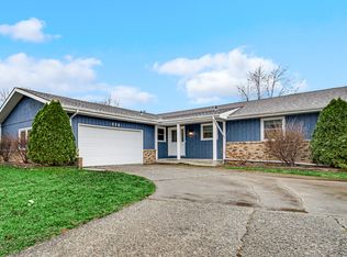 936 Seneca Dr, Crown Point, IN 46307