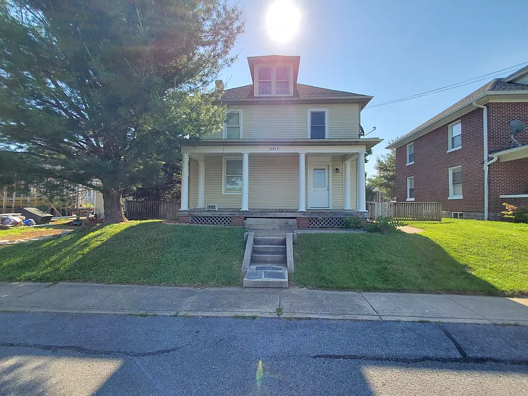 13813 Village Mill Dr — Photo 1