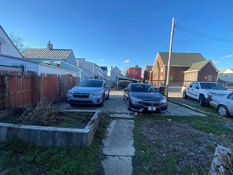 207 Division St #3 — Photo 10