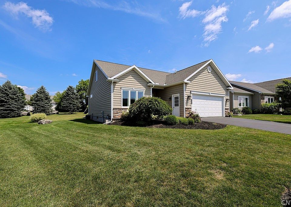 1st image of 133 Edwards Falls Ln
