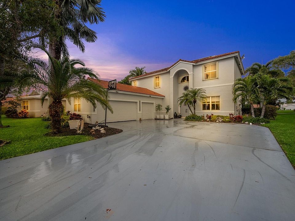 1st image of 5591 Bermuda Dunes Circle