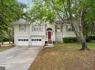 1510 Twin Manor Dr, Loganville, GA 30052