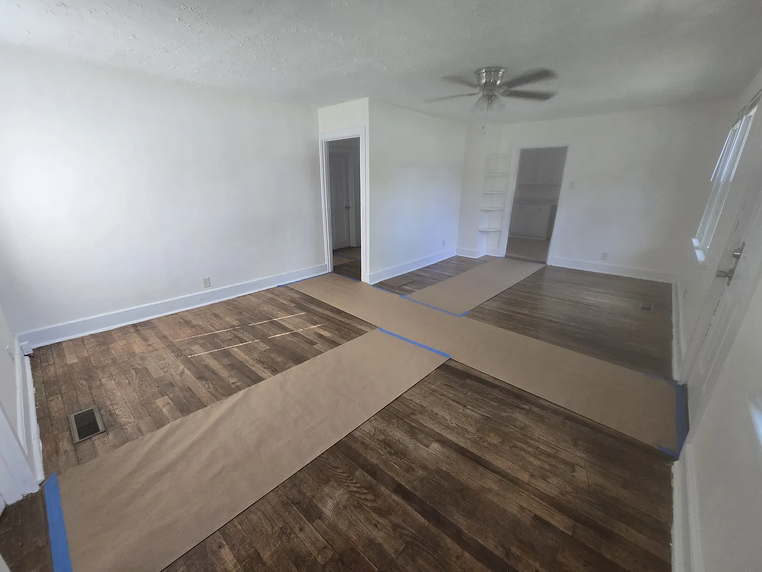 2701 Hickory Valley Rd — Photo 1