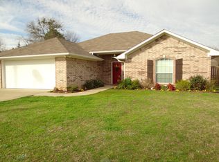 20850 Bluegrass Cir, Flint, TX 75762