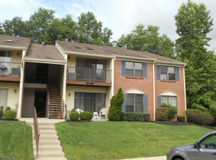 26 Baldwin Ct, Basking Ridge, NJ 07920