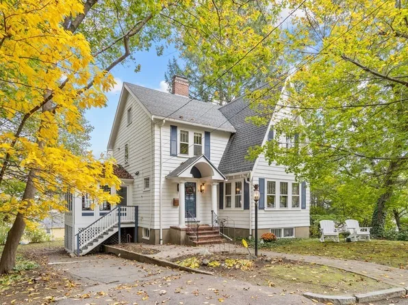 3 Lehigh St, Arlington, MA 02476