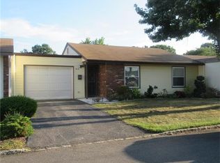 30B Larch Plz, Monroe Township, NJ