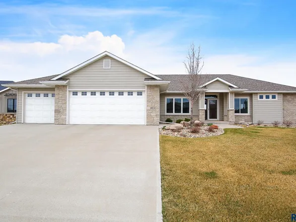 1812 W Gray Gables Cir, Sioux Falls, SD 57108