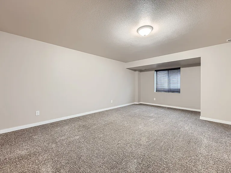 11111 Paradise Ln — Photo 22