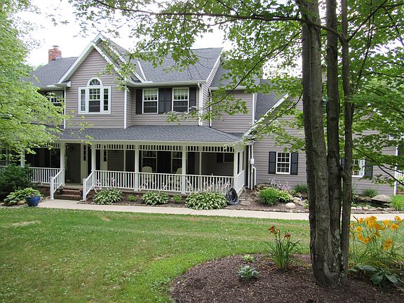 3rd image of 18830 White Oak Dr
