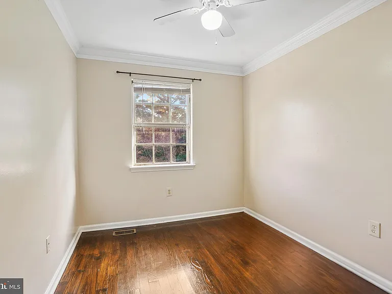 9063 Congress Pl — Photo 18