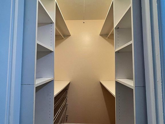 4th image of 416 Virginia Ave Floor 3