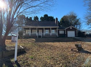 3709 Charlotte Dr, Rex, GA 30273