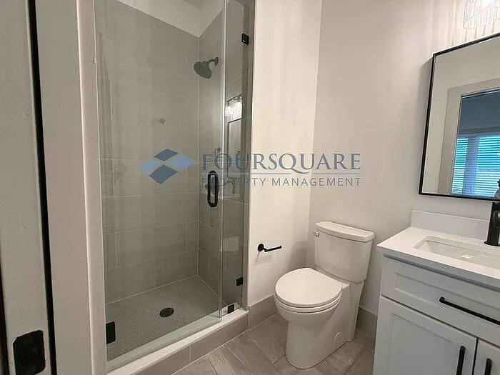 1000 Addison Pl #102 — Photo 5