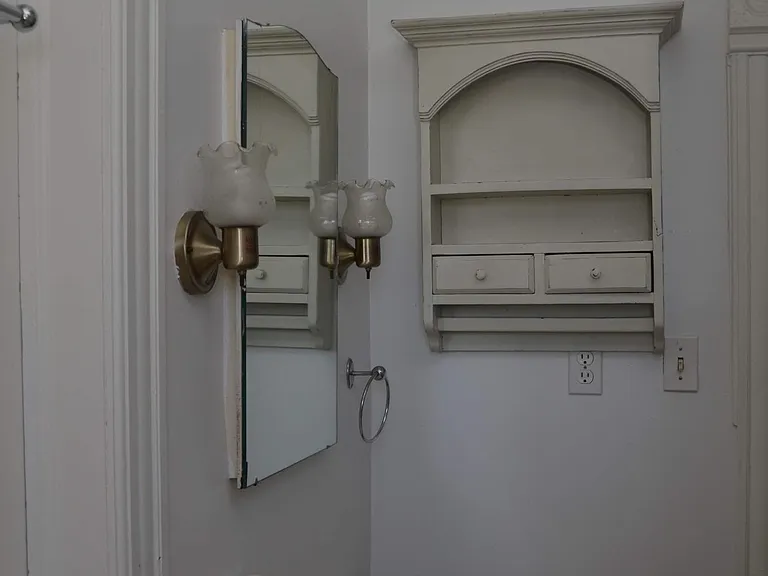 1709 Pine St #4 — Photo 14