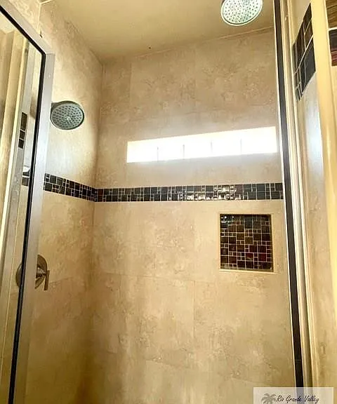 6732 Stone Oak — Photo 12