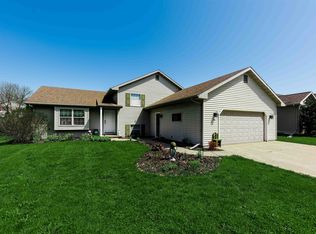 40 Jacob Ave, Oshkosh, WI 54902