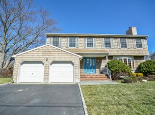 83 Algonquin Ave, Oceanport, NJ 07757