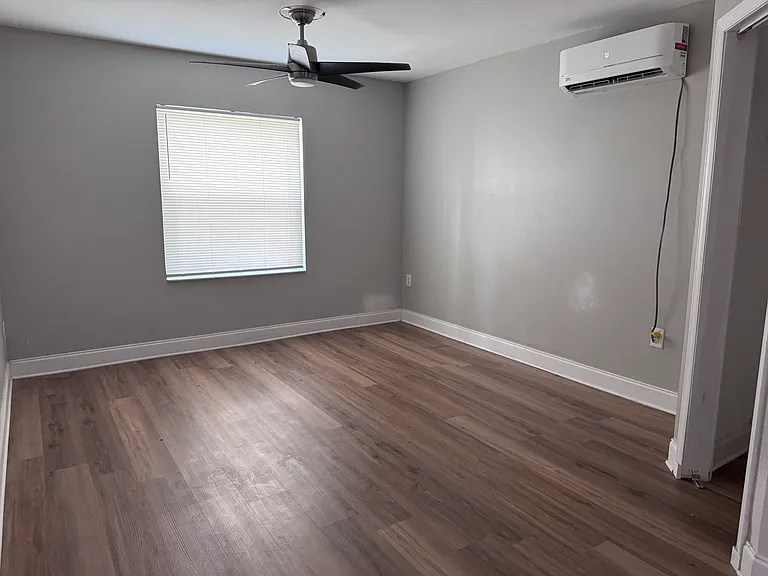 908 Silver Ridge Way — Photo 7