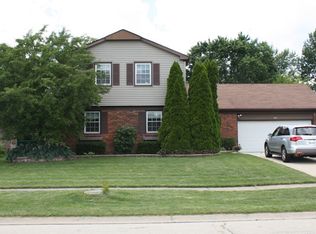 869 Penny Ln, Buffalo Grove, IL 60089
