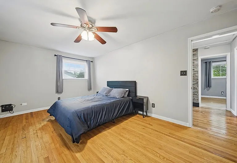 625 S Military Hwy — Photo 16