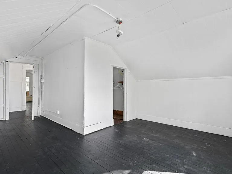 110 Garland Ave #A — Photo 2