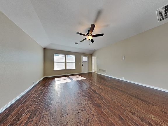 4th image of 8624 Tumbleweed Dr