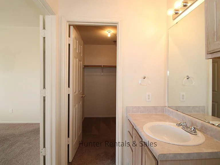 1516 Grey Fox Trl — Photo 9