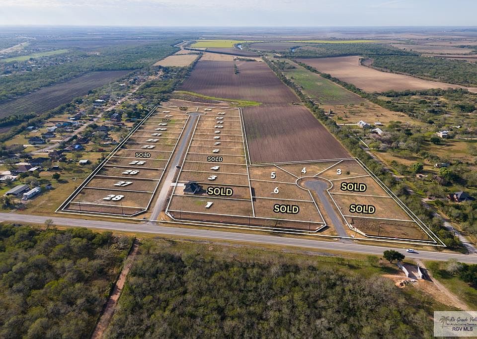 1st image of 0 Cardinal Dr #1