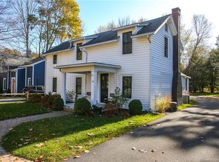 23 Walton St, Lakeville, CT 06039