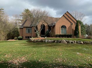 4735 Halsted Rd, West Bloomfield, MI 48323