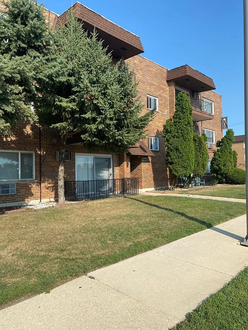 Central Apts LLC — Photo 4