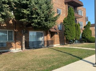 10600 Central Ave #46, Chicago Ridge, IL 60415