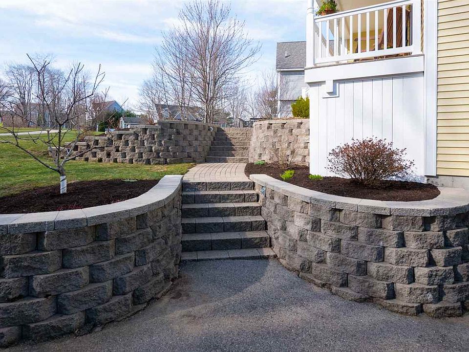 2nd image of 12 Lucy Ln